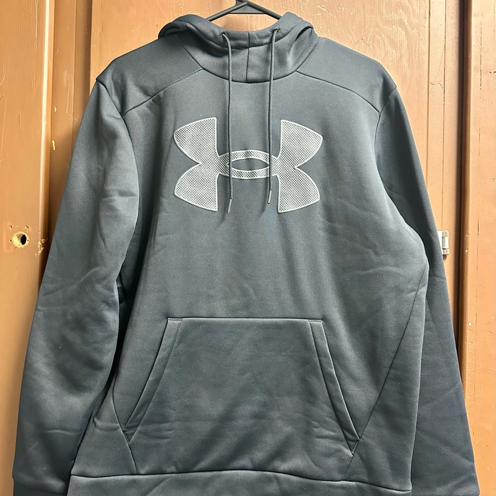 Under Armour Hoody. Brand new!